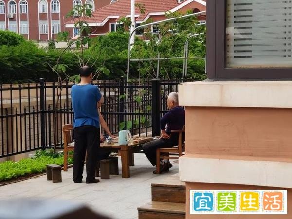 丹东老人上吊自杀打了谁的脸？93岁高龄还能耍哪门子流氓