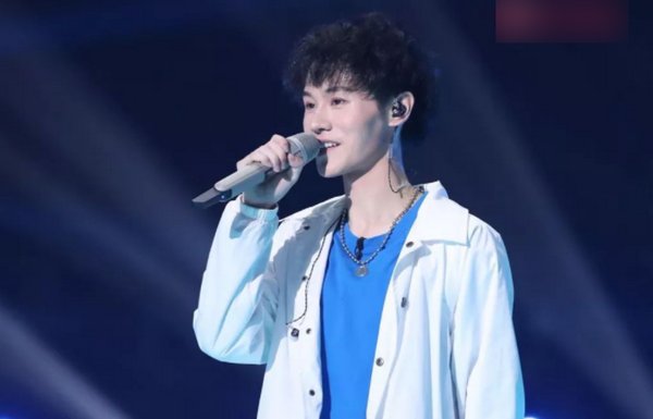 黄子韬成立了什么公司?