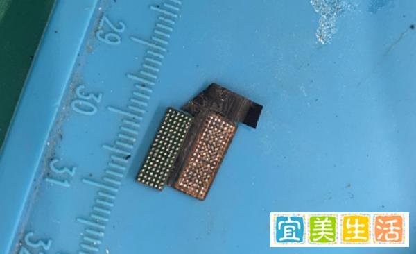 iPhone X屏幕缺陷,手机无触摸已成“通病”,免分层完美修复!