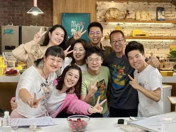 董宇辉“救活”了新东方，机构们却跑了！如何看待这一问题？