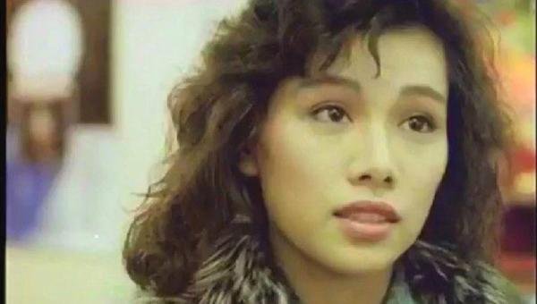 李靓蕾之母李瑶敏:女儿“万字屠宏”,母亲往事却成为最大黑点!