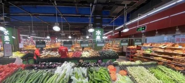北京再现高风险,居民要囤货吗?生活必需品供应充足