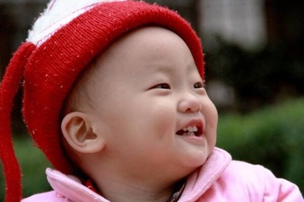 “姓”是传宗接代的标志,那只有一个女孩的家庭该怎么传宗接代呢?