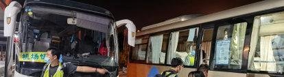 部分失事客机旅客家属正赶往广西梧州