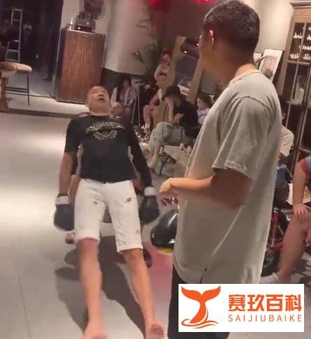 下手太狠！刘一手被激惨遭一拳放倒。娜美暗讽仙家会照顾团队艺人，表态永远不会屏幕“道”字。