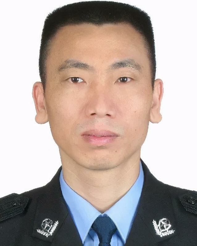 南昌副局长丁志华因何被誉为“南昌神探”？