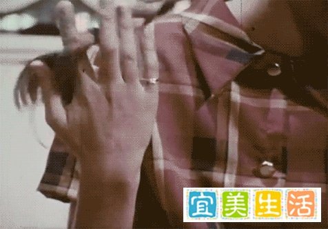 那些和初恋结婚的人,后来怎么样了 ?| 访谈:“一生只爱一个人的神仙爱情”