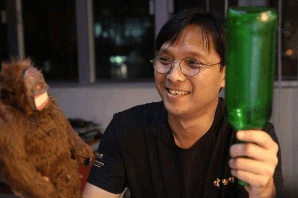 因为制作太逼真被判入狱的顶级设计师张伟,哪些电影里出现过他制作的道具?