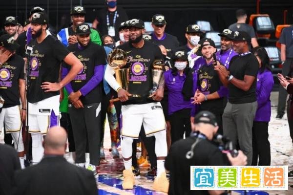 小加索尔加盟!湖人新赛季首发、替补阵容基本确定,卫冕稳了?