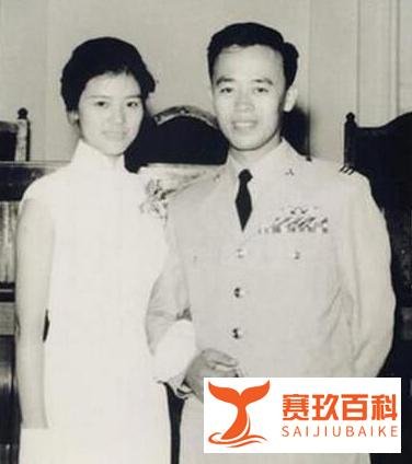 “影后”归亚蕾,与初恋老公携手56年,2个女儿嫁外国人很幸福