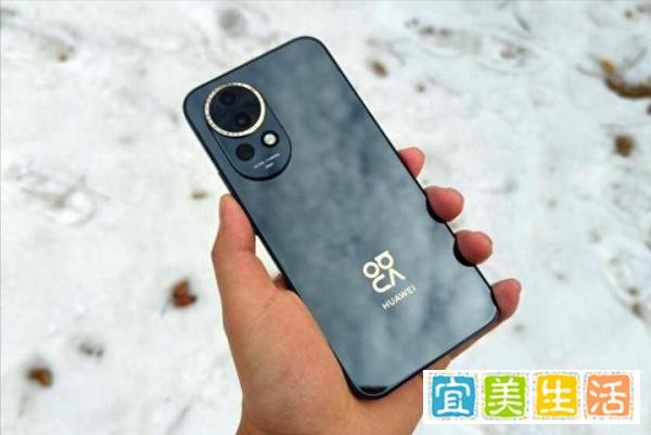 华为 Nova 12系列发布引来争议:优缺点明显,到底哪款更值得买?