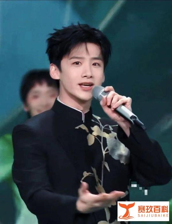 白敬亭春晚表演引争议，嫖娼绯闻传出，工作室回应并采取法律手段