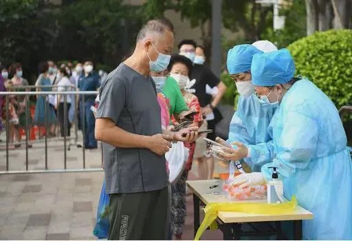 郑州高新区全民核酸“一天两检”,这样做的必要性和科学性在哪里?