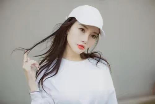 金鹰女神宣传片没有李小璐,她为何被除名?