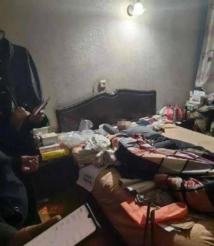 75岁老人中风 好友发现步数为0报警 这是咋情况？