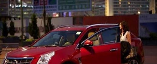 你们都吐槽的这部「亲密敌人」,我来告诉你它为什么不算烂片!