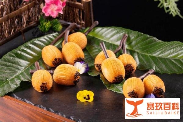 揭秘“一带一路”晚宴吃什么，9道菜，3种国产酒，餐桌布置用心了
