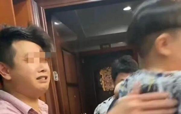16个外甥到舅舅家过暑假，1天吃16斤米，舅舅的表情亮了！痛并快乐着