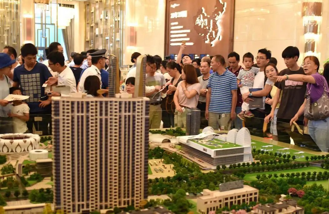 多城发文!鼓励机关事业单位“团购商品房”,会如何利好楼市?