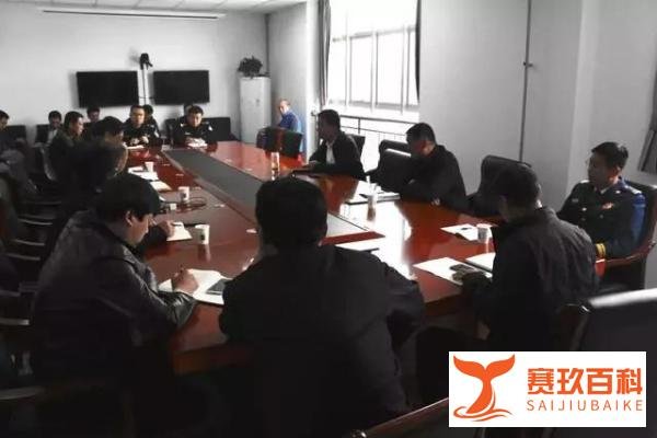 衡水升降机致11死事故后续：8名相关责任人员被控制