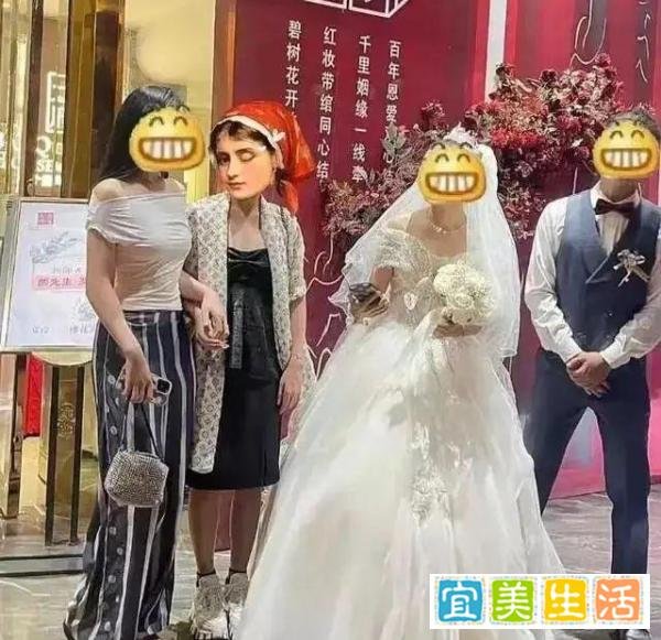 女子广西旅游偶遇婚宴,随礼200元吃席被赞社牛,当事人:进门前其实犹豫了很久!