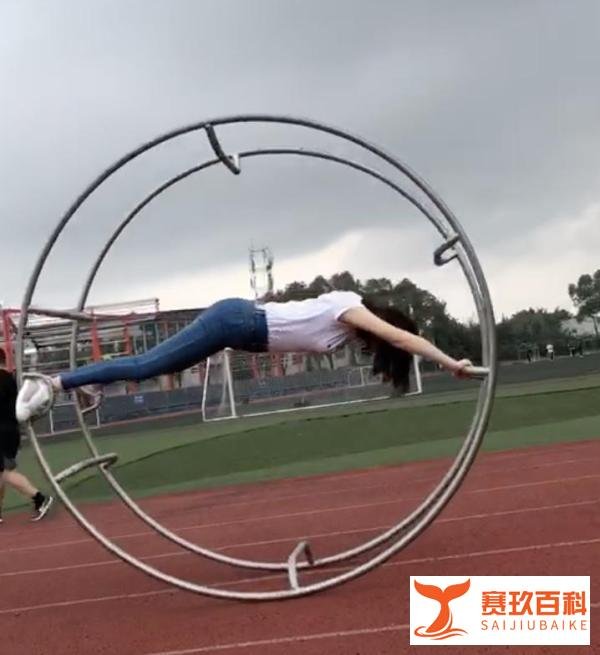 80后美女机长李莉:英姿飒爽,冲上云霄,和天空相伴的那些故事
