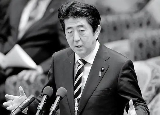 枪击安倍者罪名被改为杀人嫌疑,这其中的原因是什么?