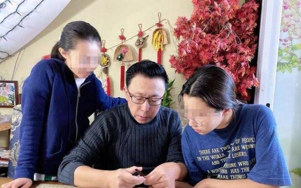 李阳否认家暴女儿指控前妻恶意剪辑