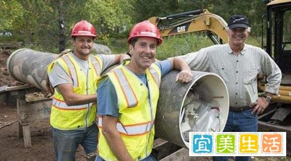 雷军与乔布斯的时间胶囊会有什么不同？