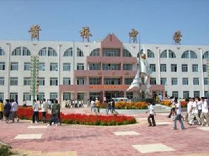 敖汉旗箭桥中学的学校概况