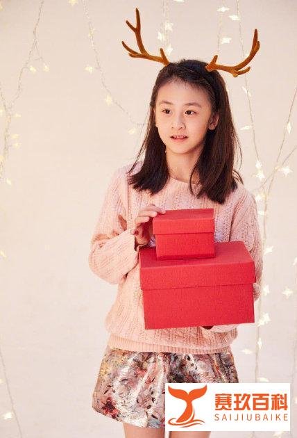 同是星二代,李湘女儿显富态,田亮女儿像公主