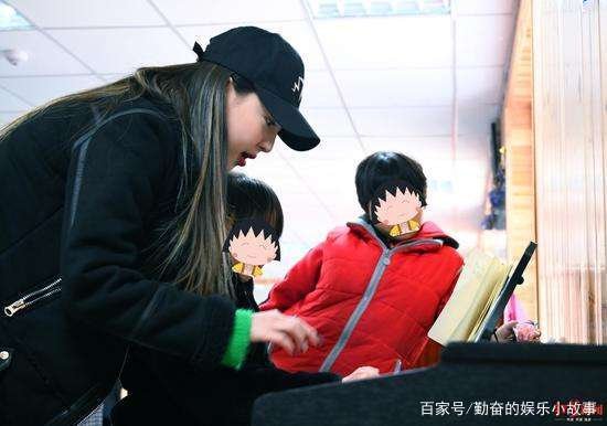 郭美美落泪致歉,这是为何?