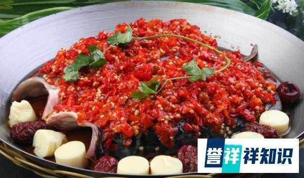 湘菜经典,世界上最大的剁椒鱼头你尝了吗?