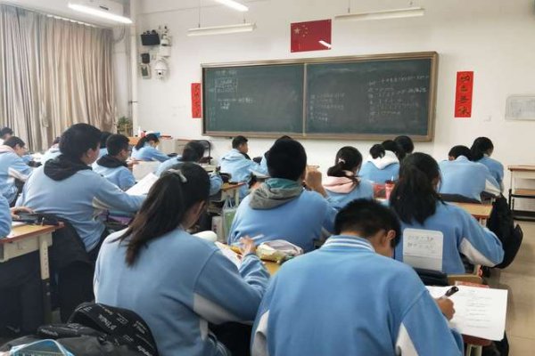 把组词造句一年级