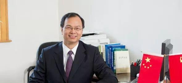 年仅58岁！他是钢铁界的学者