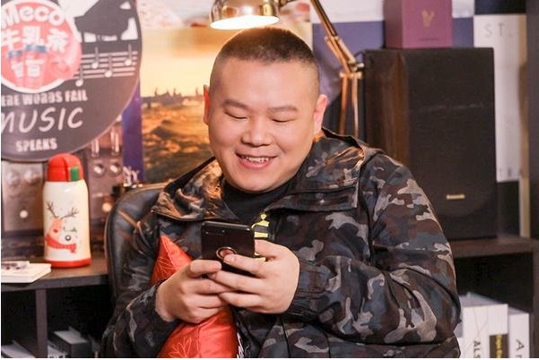 岳云鹏发布2020年度总结,为何会引发网友捧腹大笑?