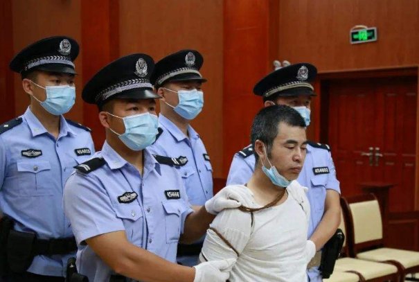坠楼姐弟生母称一审不是结束,那被害者生母认为的结束是什么?
