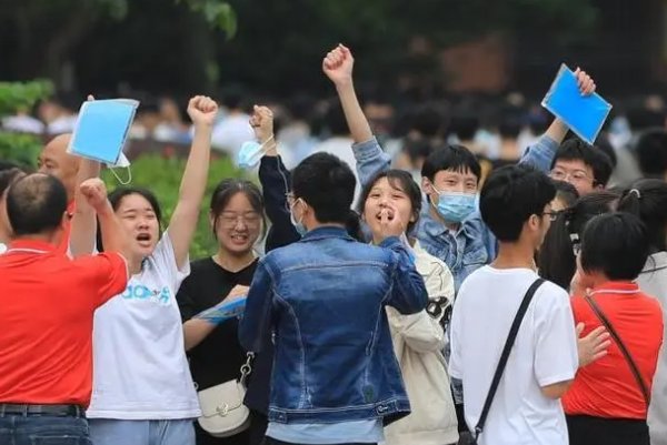 广州什么时候高考2023