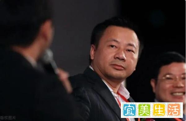 雷士照明吴长江锒铛入狱：悔不当初，过于相信人性，终究为了自己的无知买单，希望各位老板可以引以为戒！