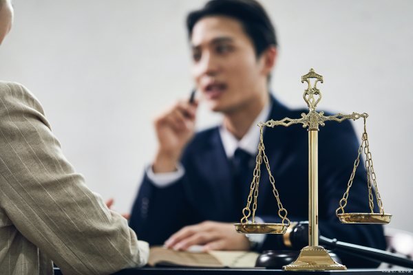 凡是成立党的新组织或是撤销党的原有组织必须由什么决定