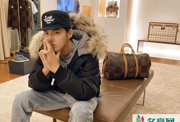 吴亦凡上身LV2 系列？吴亦凡为什么资源全部是顶级的