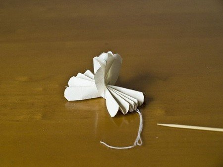 小白花怎么制作?