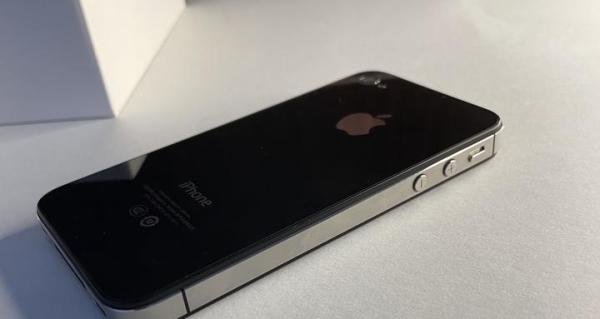 2021年体验“珍藏版”的iPhone 4s，是经典那味！