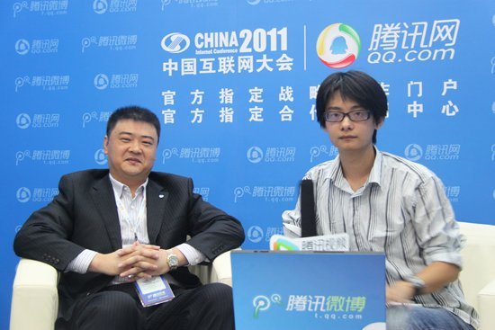 窝窝团的CEO简介