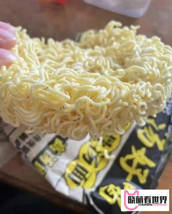 方便面吃出蚂蚁，白象“野性消费”还能维持吗