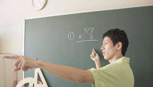 学校对于转正师范生自称“萝莉控”是如何回应的？