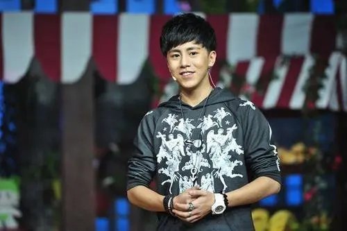 13届快男的人气选手魏一宁,他的现状如何?