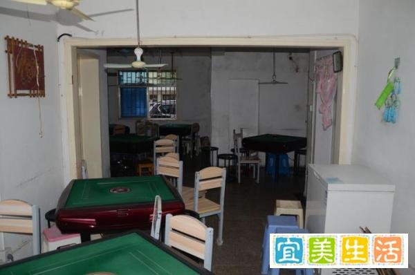 还记得去年夏天隐瞒行程引发扬州疫情的毛老太吗?前不久被批捕了!