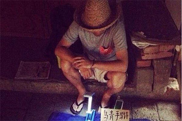 “废话体”诗歌有何特殊？这样的诗歌为何能走红网络？