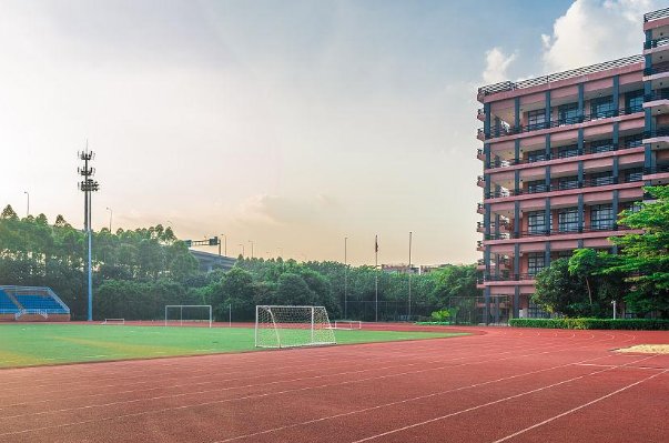 湖南学院是什么学校？